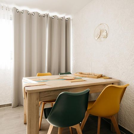 Cosy T1, A 10 Minutes A Pieds Des Plages Fréjus エクステリア 写真